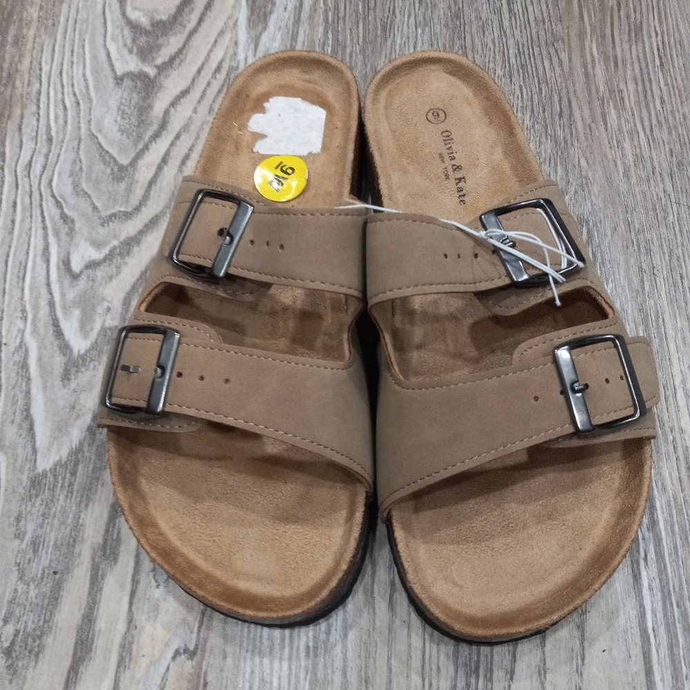 Olivia & Kate Women's Tan Buckle Sandals